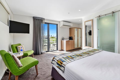 Metro Hotel Perth, South Perth - ACT Tourism 7