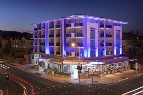 Jephson Hotel - ACT Tourism 0