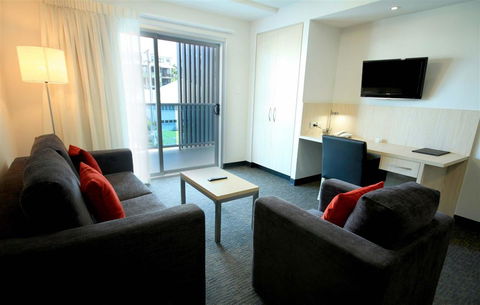 Jephson Hotel - ACT Tourism 3