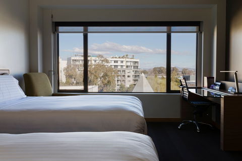Crowne Plaza Canberra - ACT Tourism 4
