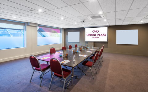Crowne Plaza Canberra - ACT Tourism 8