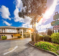 Quality Hotel Melbourne Airport - ACT Tourism