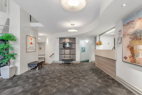 The Airport International Motel - ACT Tourism 3