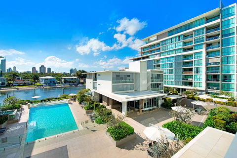 ULTIQA Freshwater Point Resort - ACT Tourism 5