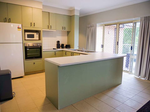 Nightcap at Hinterland Hotel - ACT Tourism 10