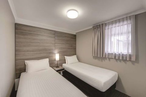 Adina Serviced Apartments James Court - ACT Tourism 6
