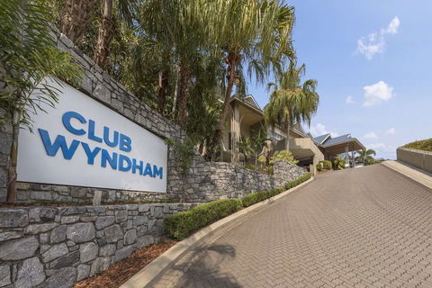 Club Wyndham Airlie Beach - ACT Tourism 0