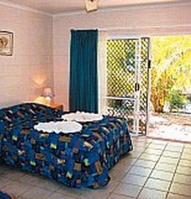 Colonial Palms Motor Inn - ACT Tourism 0