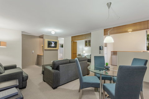 The Airport International Motel - ACT Tourism 7