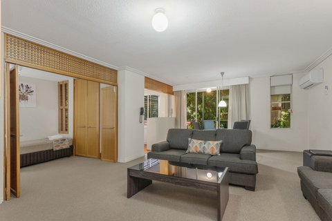 The Airport International Motel - ACT Tourism 8