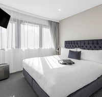 Meriton Suites Kent Street - ACT Tourism