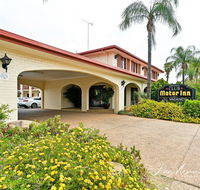 Narrandera Club Motor Inn - ACT Tourism