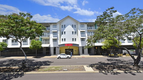 Metro Advance Apartments & Hotel - ACT Tourism 0