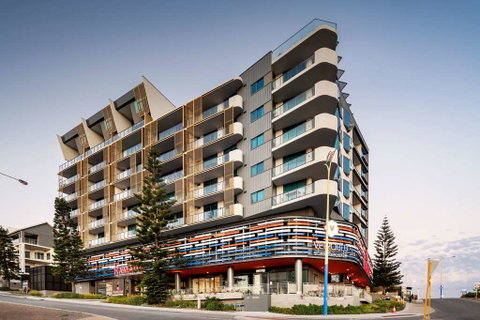 Ramada VetroBlu Scarborough Beach - ACT Tourism 2