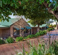 Quality Suites Banksia Gardens - ACT Tourism