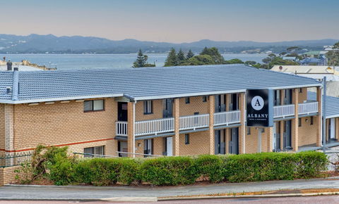 Albany Motel & Apartments - ACT Tourism 0