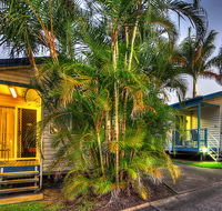 Alex Beach Cabins  Tourist Park - ACT Tourism