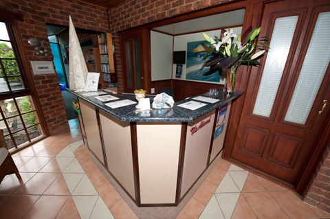 Admiral Motor Inn - ACT Tourism 1