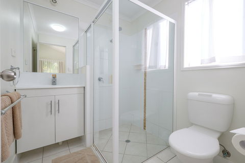 Barney Beach Accommodation Centre - ACT Tourism 2