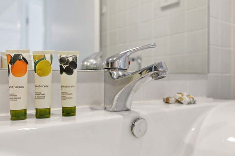 Astra Apartments Parramatta - ACT Tourism 1