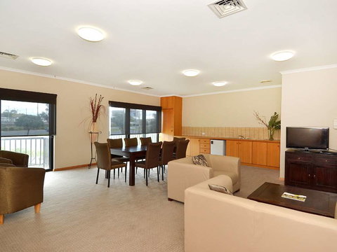 Best Western Geelong Motor Inn - ACT Tourism 1