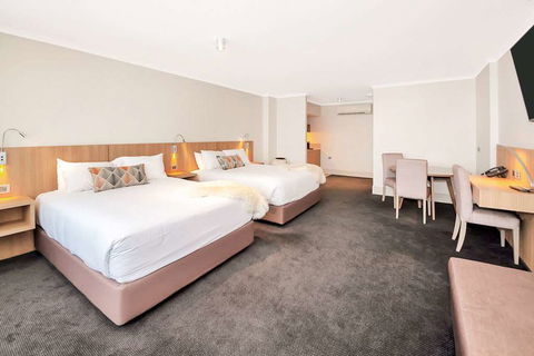 Clarion Hotel Townsville - ACT Tourism 7