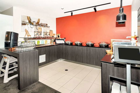 Clarion Hotel Townsville - ACT Tourism 10