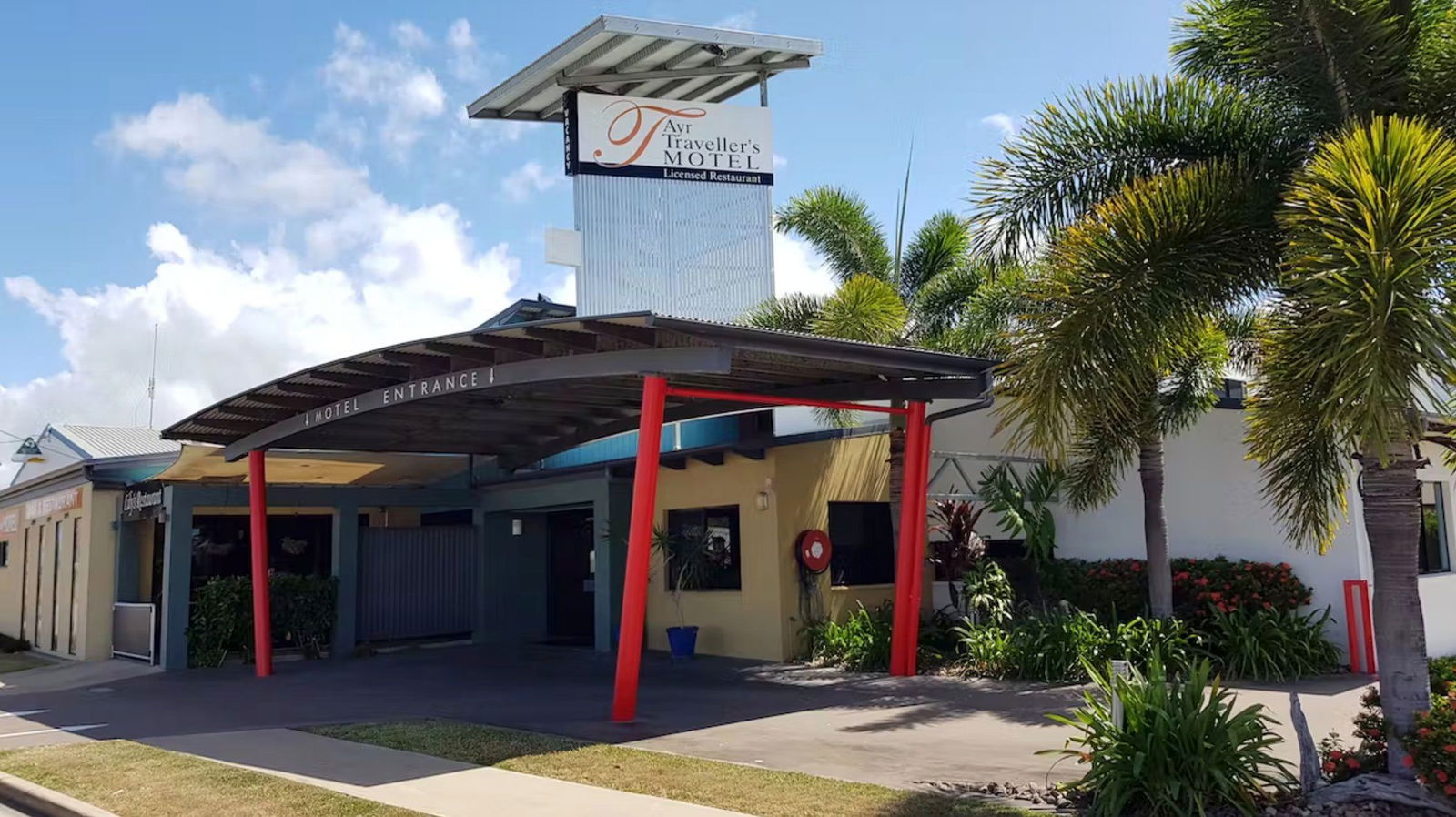 Airdmillan QLD ACT Tourism
