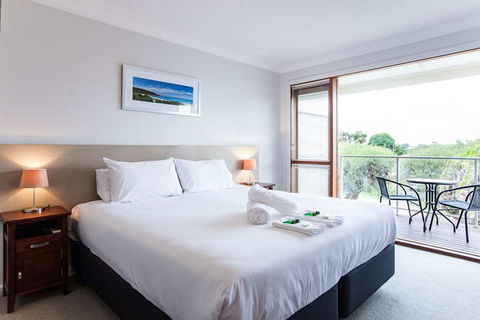 Royal Palms Resort by Nightcap - ACT Tourism 6