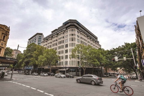 Vibe Hotel Sydney - ACT Tourism 0