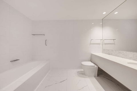 Vibe Hotel Sydney - ACT Tourism 7