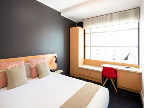 Hotel Ibis World Square - ACT Tourism 4