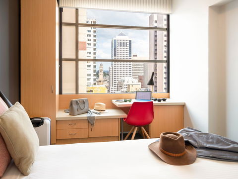 Hotel Ibis World Square - ACT Tourism 6