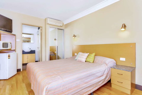 Econo Lodge Karratha - ACT Tourism 8