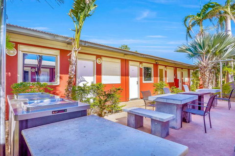 Econo Lodge Karratha - ACT Tourism 12