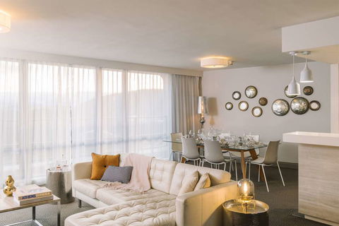 QT Canberra - ACT Tourism 15