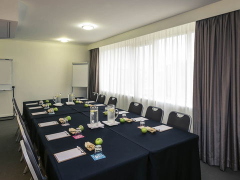Mercure Hotel Parramatta - ACT Tourism 9