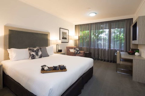 H on Smith Hotel - ACT Tourism 4
