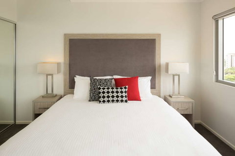 H on Smith Hotel - ACT Tourism 6