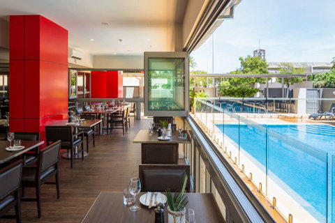 H on Smith Hotel - ACT Tourism 12