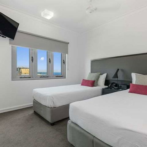 H on Mitchell Apartment Hotel - ACT Tourism 4