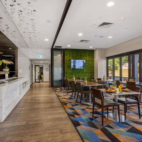 H on Mitchell Apartment Hotel - ACT Tourism 7