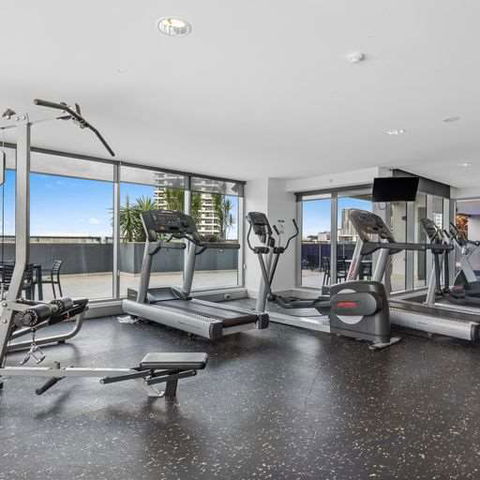 H on Mitchell Apartment Hotel - ACT Tourism 12