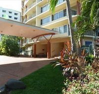 Cullen Bay Resorts - ACT Tourism