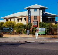 MAS Country Club Motor Inn - ACT Tourism