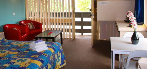 Jetty Motel - ACT Tourism 0