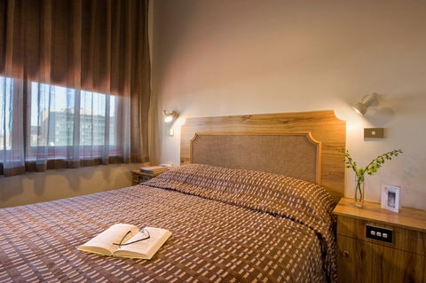 Adelaide Paringa Motel - ACT Tourism 1