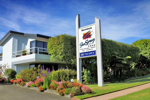 Sea Spray Motel - ACT Tourism 0