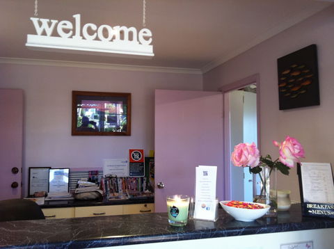 Sapphire Waters Motor Inn - ACT Tourism 2