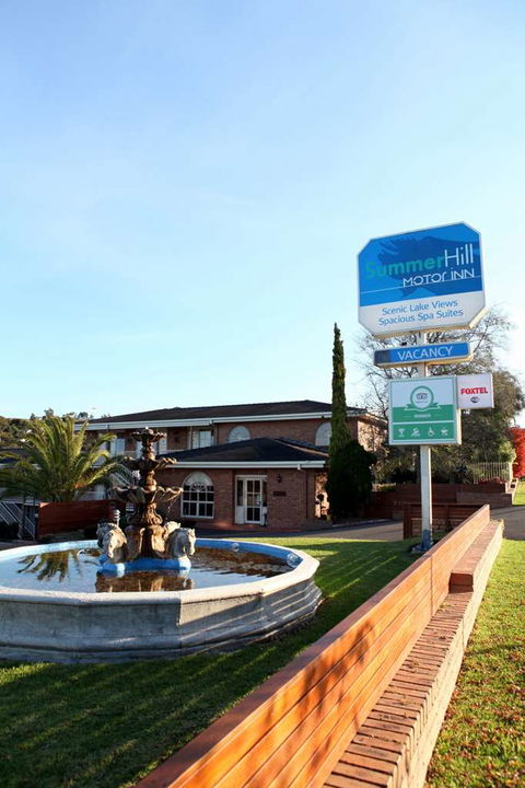 Summerhill Motor Inn - ACT Tourism 0